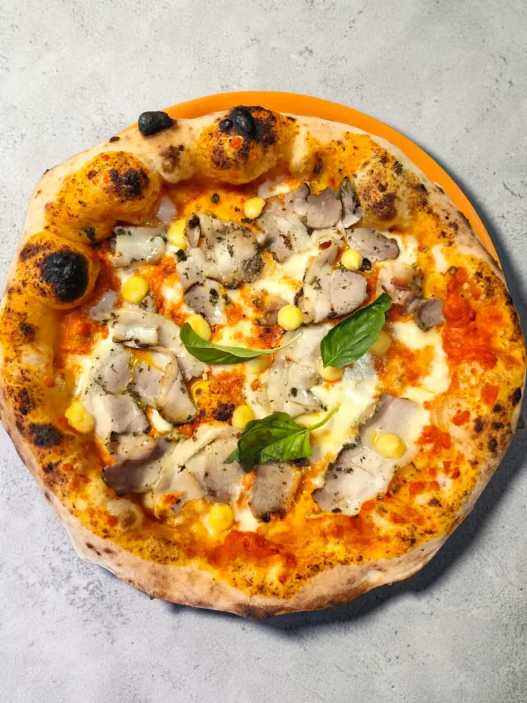 Gianluca Salerno_Pizza 1_© Matt Hush