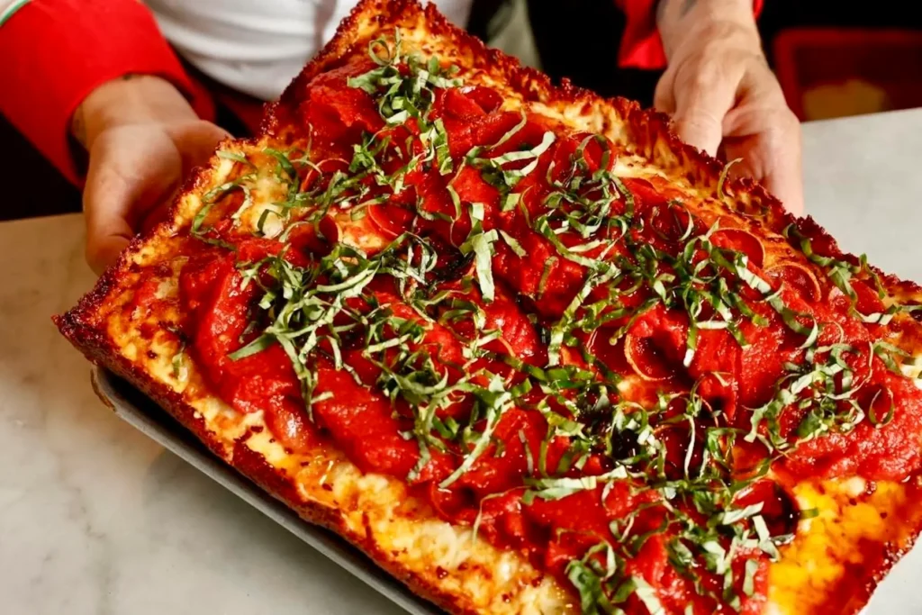 Tony Gemignani_pizza 2_© Marc Fiorito