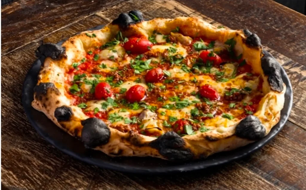 Tsubasa Tamaki_Pizza 3_© Tamaki